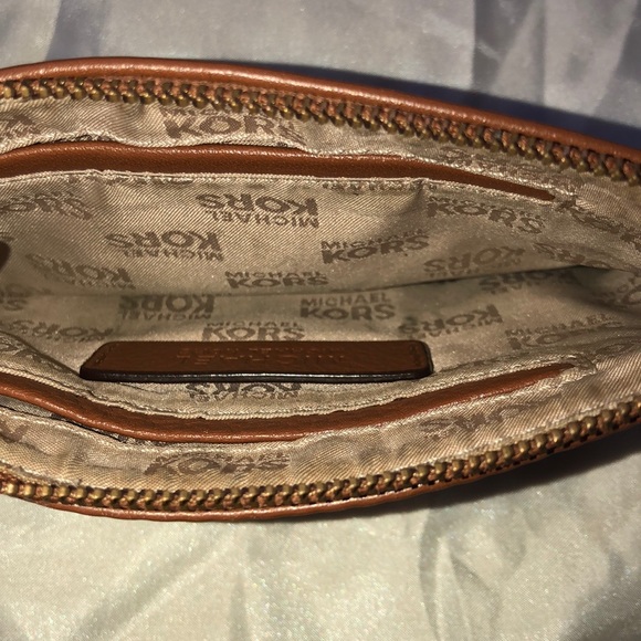 Michael Kors Brown Pebble Leather Wristlet - Picture 4 of 7